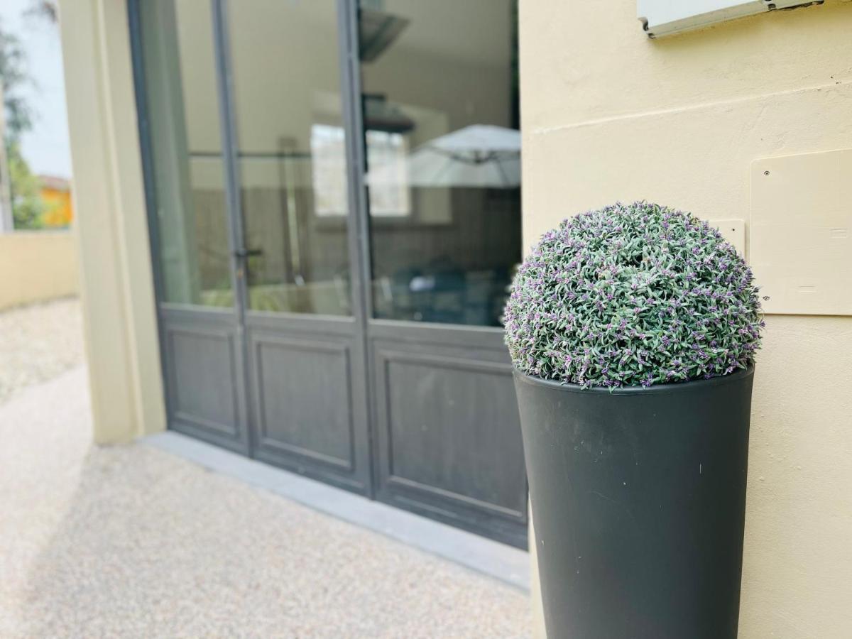 Appartamento 109 Con Giardino Esclusivo Λούκα Εξωτερικό φωτογραφία
